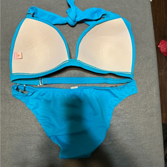 Venus bikini - Picture 2 of 2